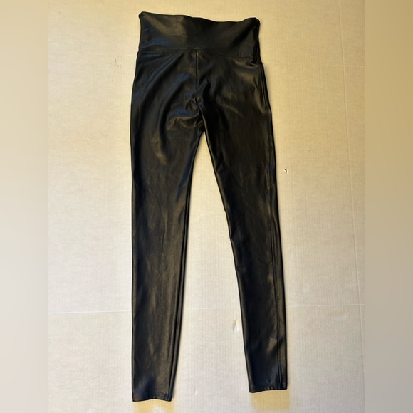 Spanx Faux leather black compression tummy shaping pants women’s Sz-S. W17 - Picture 3 of 9